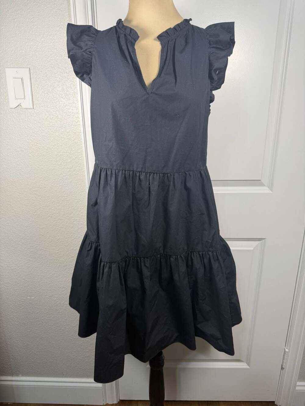 A Loves A Black Tiered Poplin Dress Ruffle Cap Sleeve V-Neck Size S